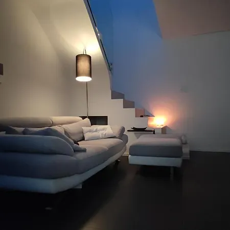 Incantevole Vista Dalle Mura Del Castello. شقة