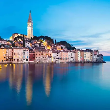 Incantevole Vista Dalle Mura Del Castello. * Gradisca dʼIsonzo