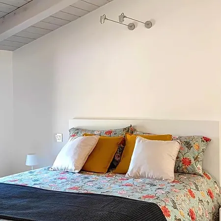 Incantevole Vista Dalle Mura Del Castello. شقة