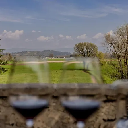 Incantevole Vista Dalle Mura Del Castello. * Gradisca dʼIsonzo